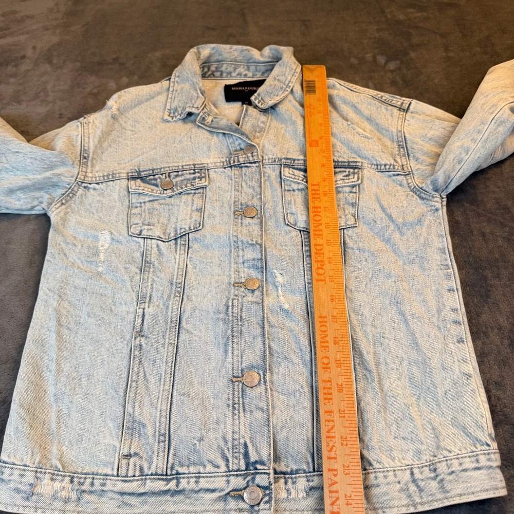 Banana Republic Light Wash Distressed Denim Jacket Womens XS Acid Wash Trucker - Picture 8 of 10
